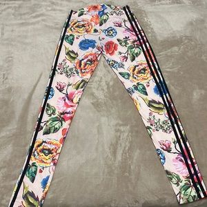Adidas floral legging